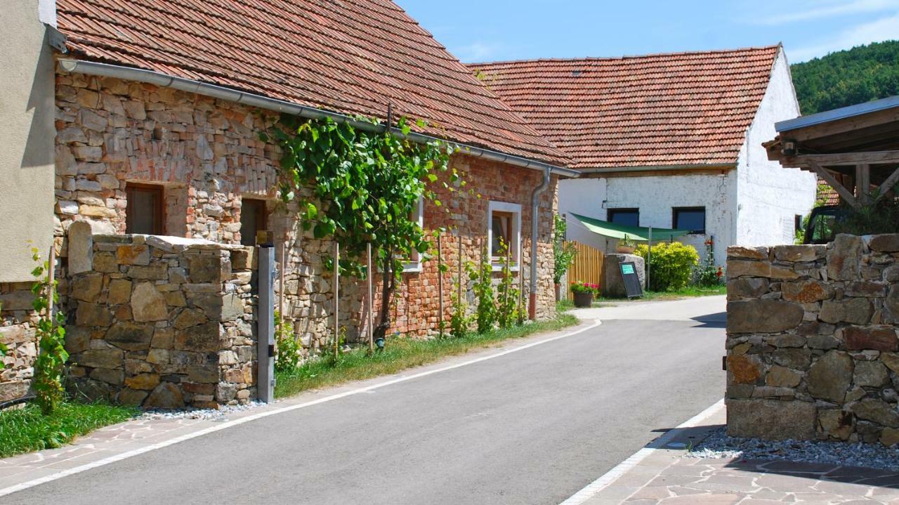 Weingut Jakob'S Ruhezeit 毛特恩 外观 照片